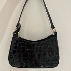 Shein black shoulder-bag with leather print.